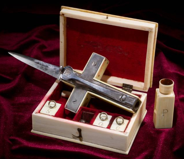 ivory vampire killing kit